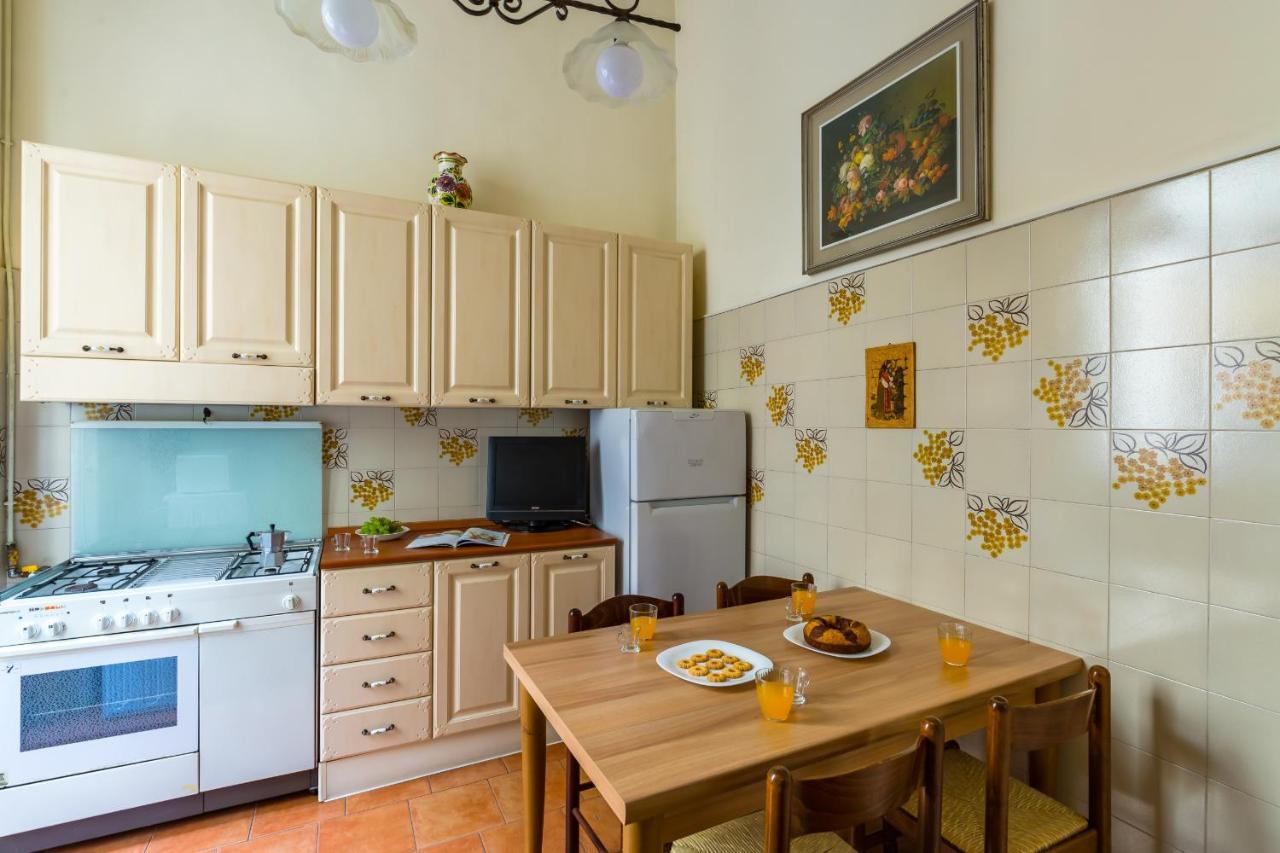 Rettifilo Family Apartment By Wonderful Italy Nápoles Exterior foto